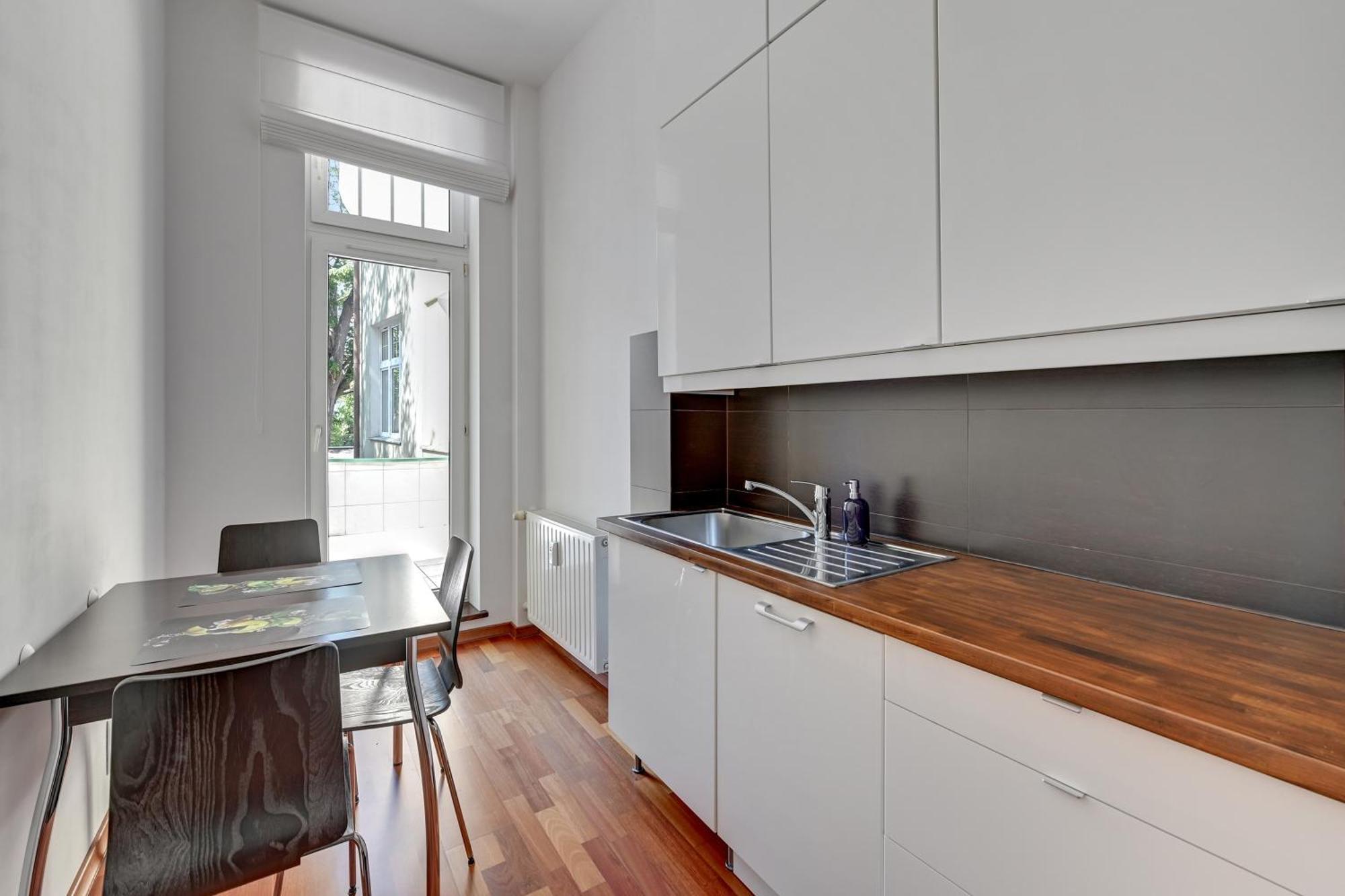 Dwor By Downtown Apartment *