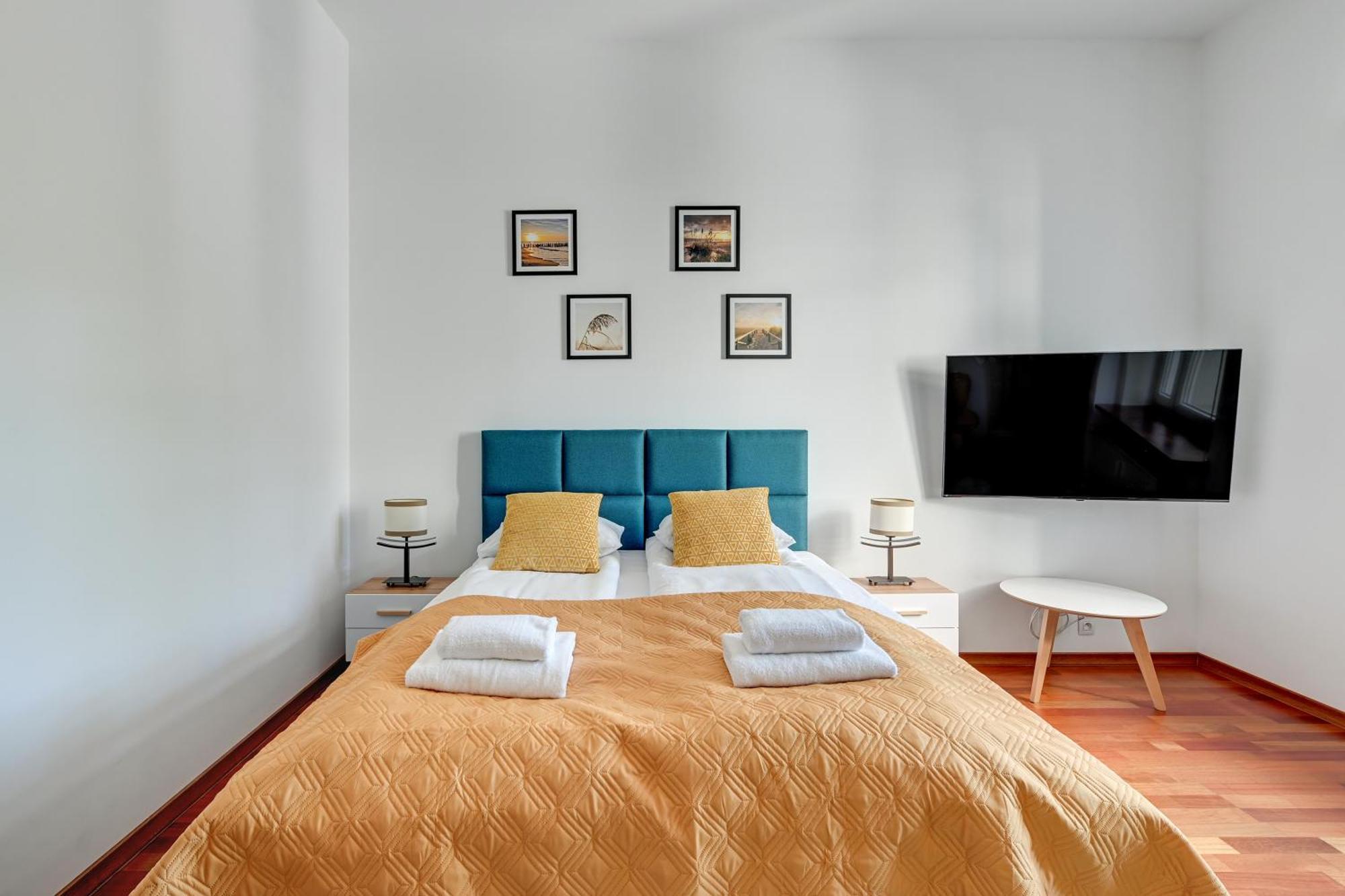 Dwor By Downtown Apartment Sopot